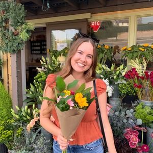 Meet your Posher, Hailey